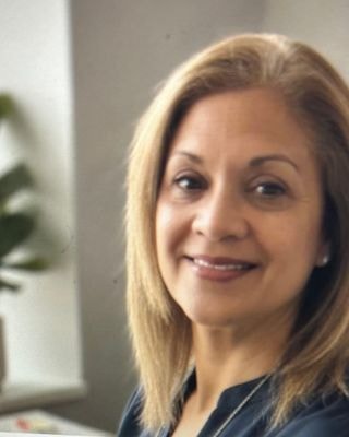 Mimi Lugo
